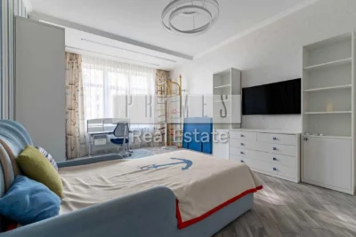 Продаж 5-кімнатної квартири 208 м2 з ремонтом в ЖК Новопечер