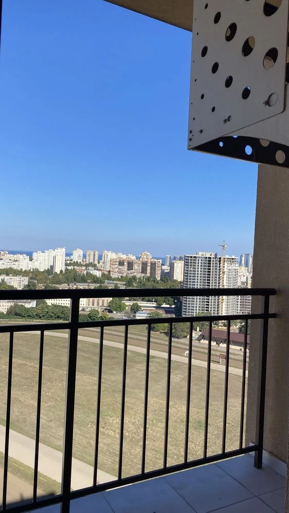 Продам 1 ком квартиру с видом  на море  Кадорр сити -36700 $