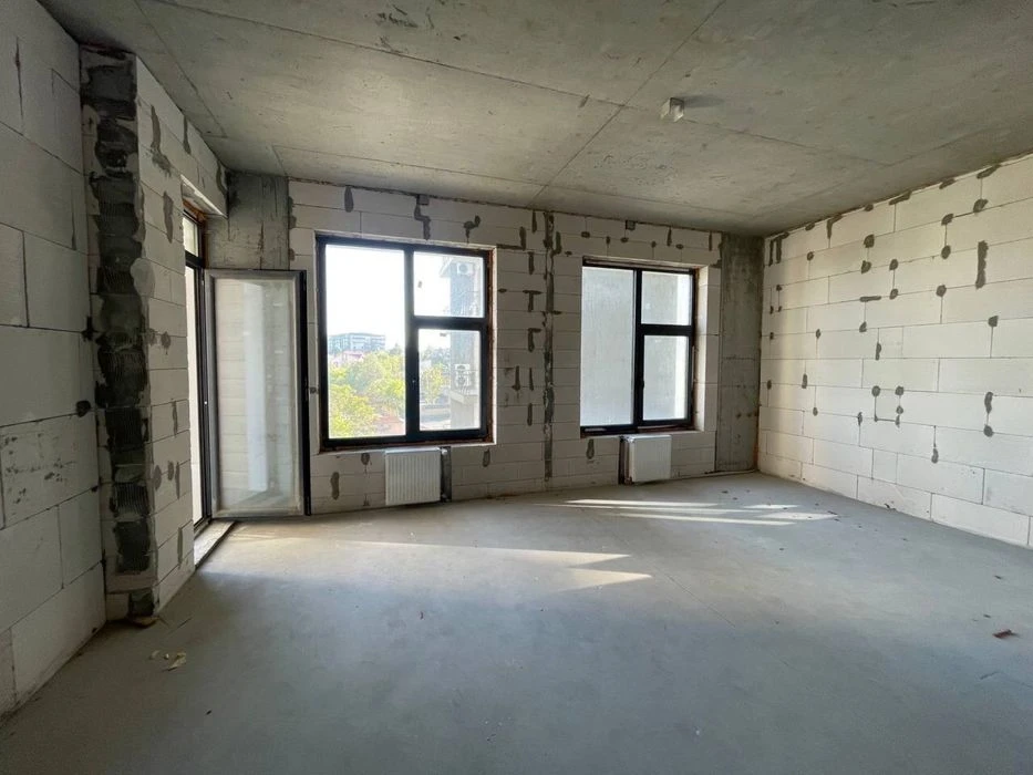 В продаже квартира 83 метра жк Платинум 10 в.