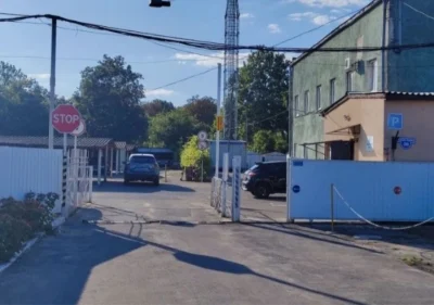 Гараж, парковка, стоянка Крытое место на стоянке