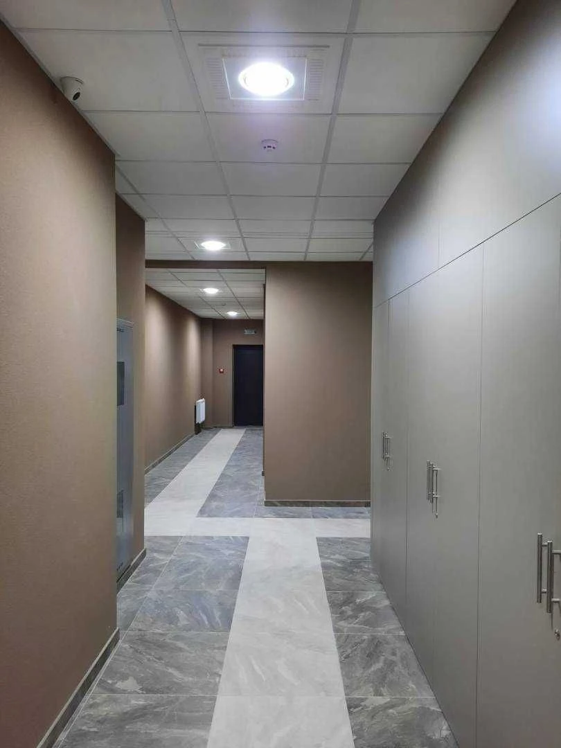 Продам паркінг в новому будинку на 5 ст Фонтану