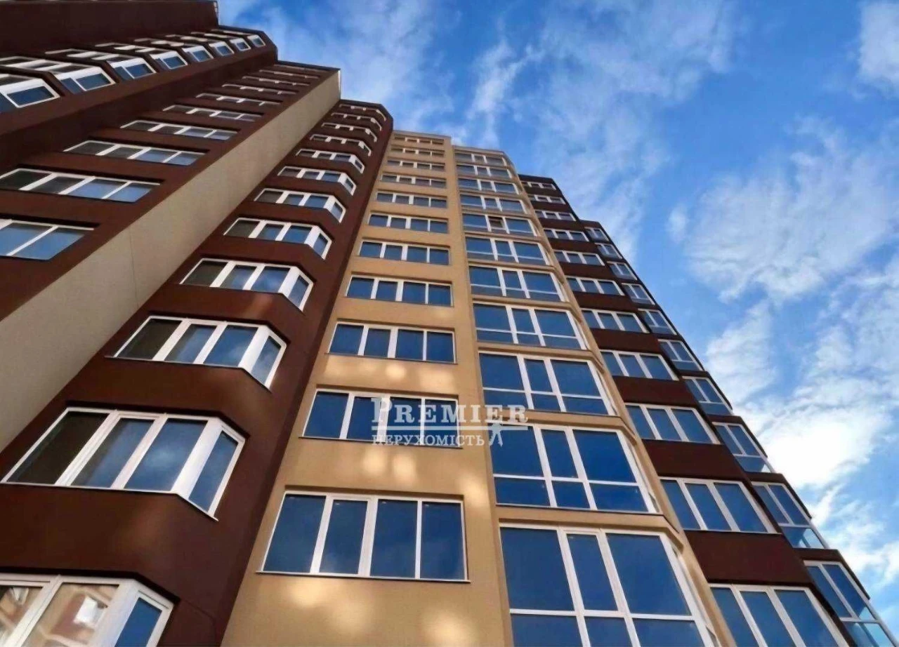Продам квартиру у новому цегляному будинку