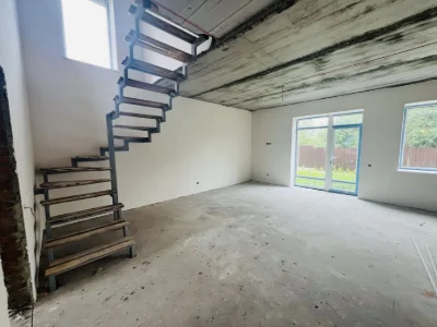 Будинок 120кв.м., 4 сотки, в 15 хв від центру міста