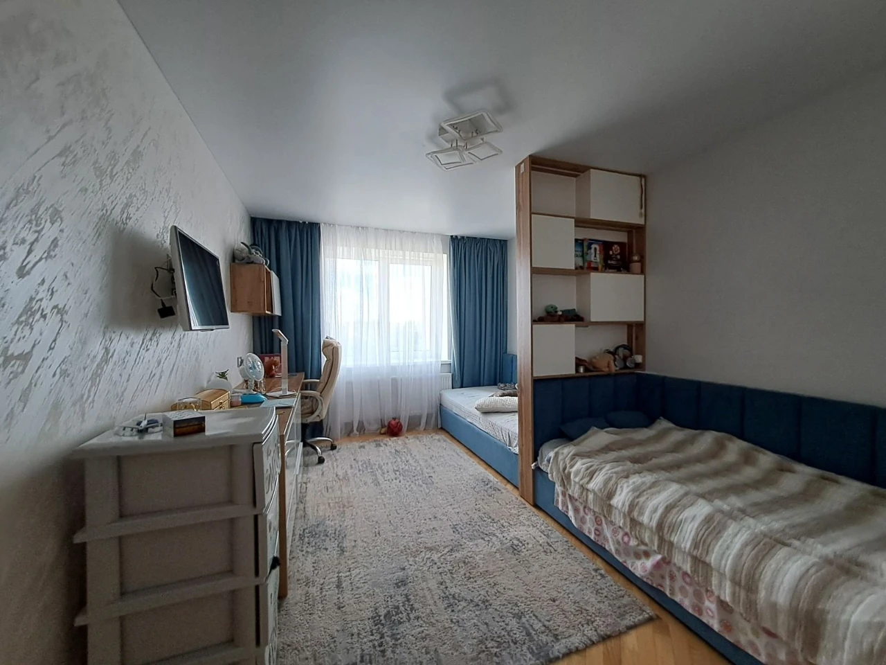 Продаж.3- кімнатна квартира . Тернопіль. Аляска. вул Яреми.