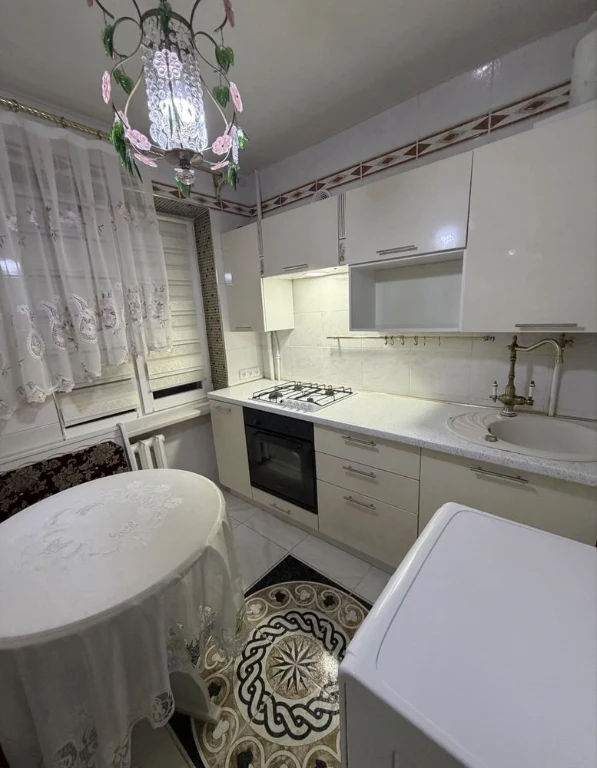 Продається 2-кім квартира, Проспект Незалежності
