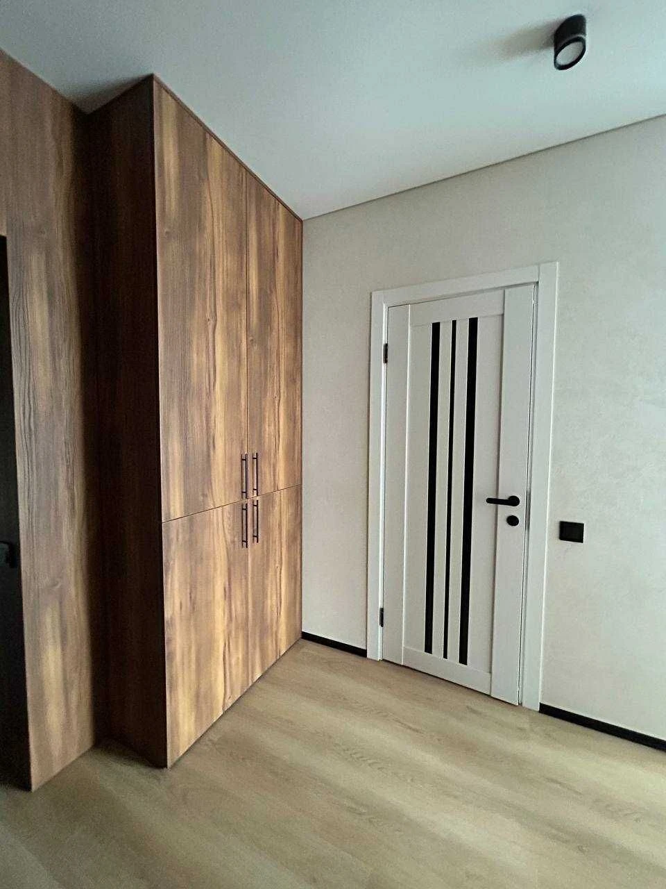Продаж 1-кім квартири з якісним ремонтом! Виставка. Без комі