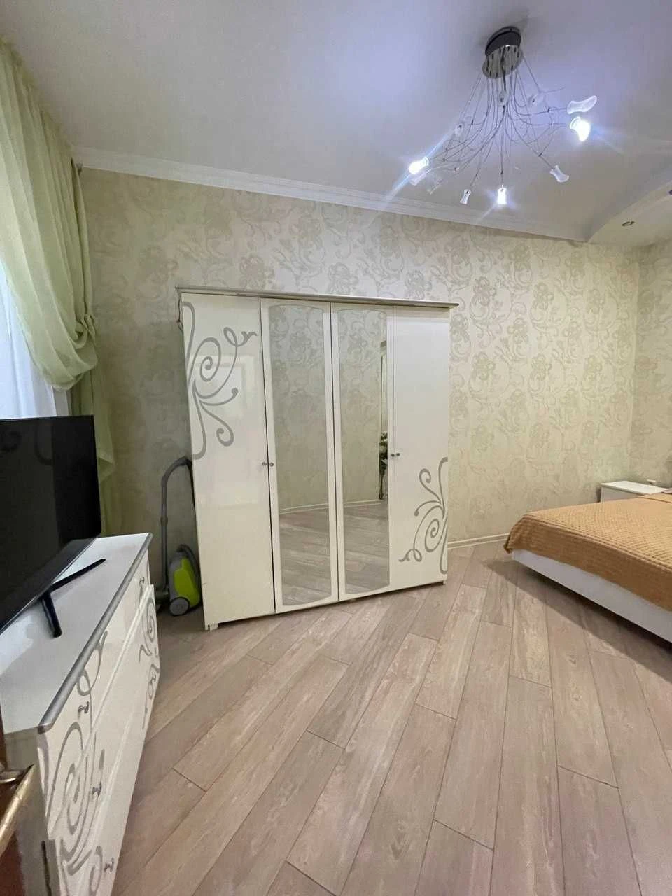 Продам 2-комнатную квартиру пер. Некрасова