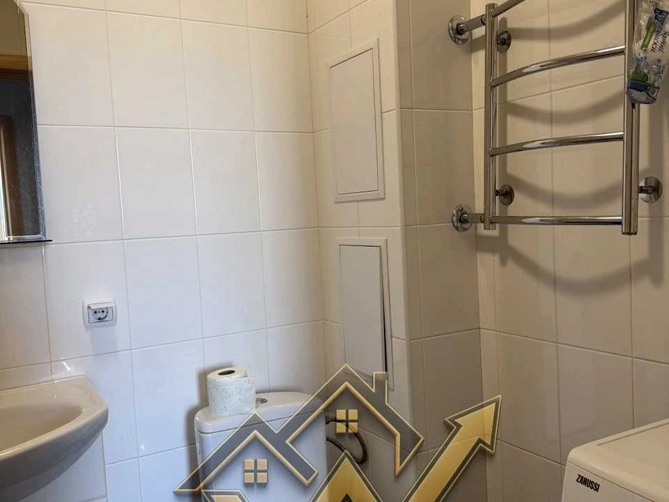 Квартира. Київ, Феодосійська вул.