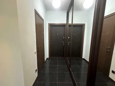 Квартира. Київ, Регенераторна вул.