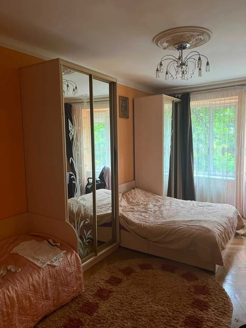 Продаж 2 кім квартири вул.Київська(перехрестя з Єфремова)