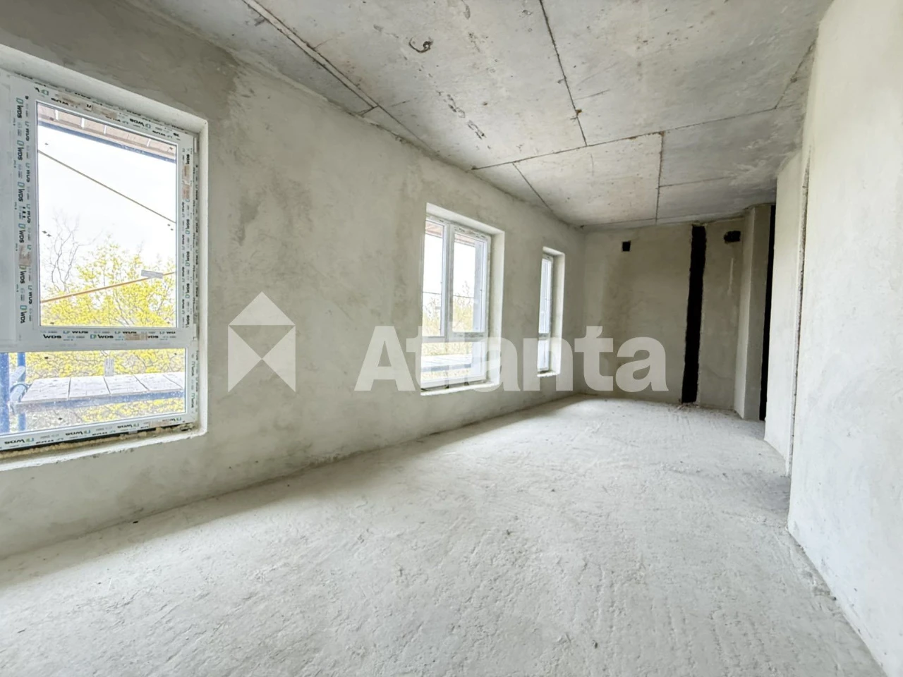 Продається 1 кім. квартира  по вул. Орлика  ЖК Family House.