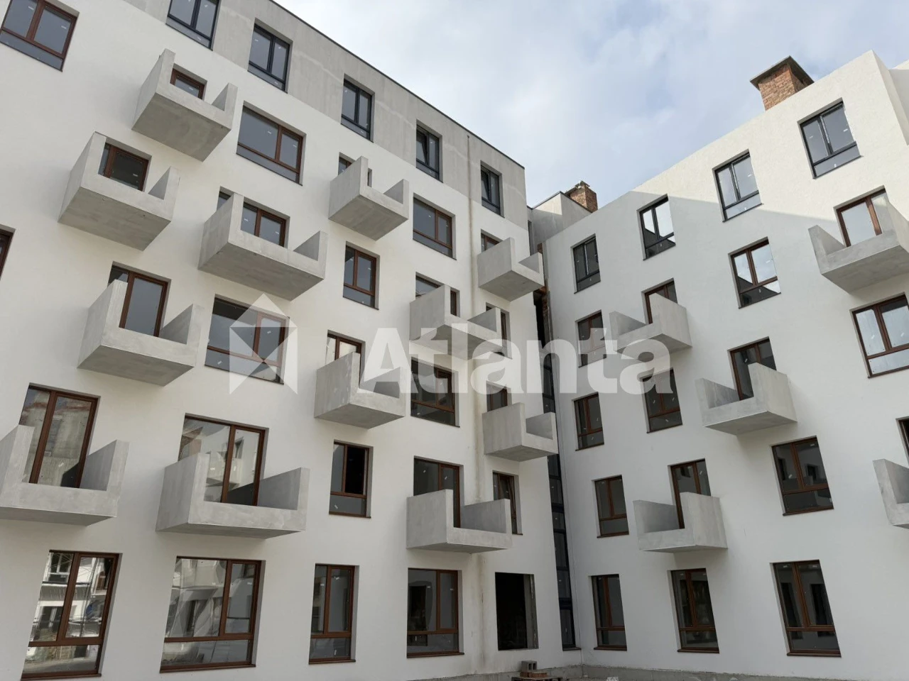 Продається 1 кім. квартира  по вул. Орлика  ЖК Family House.