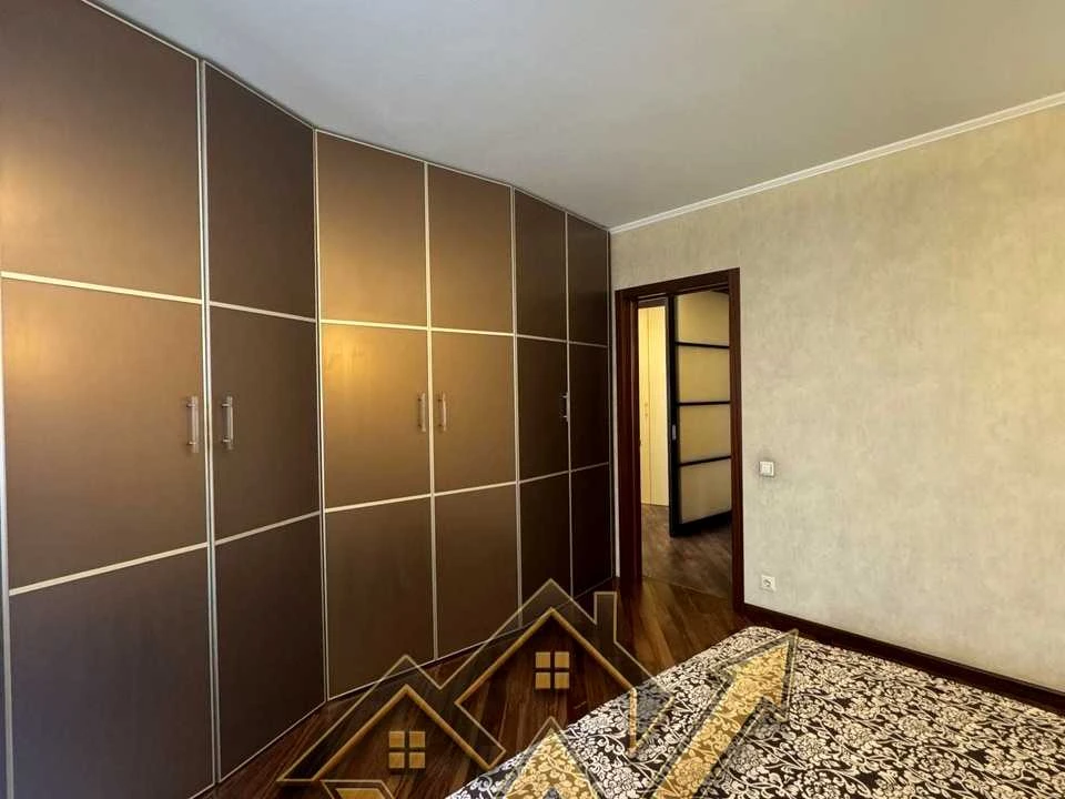 Квартира. Київ, Підгірна вул.