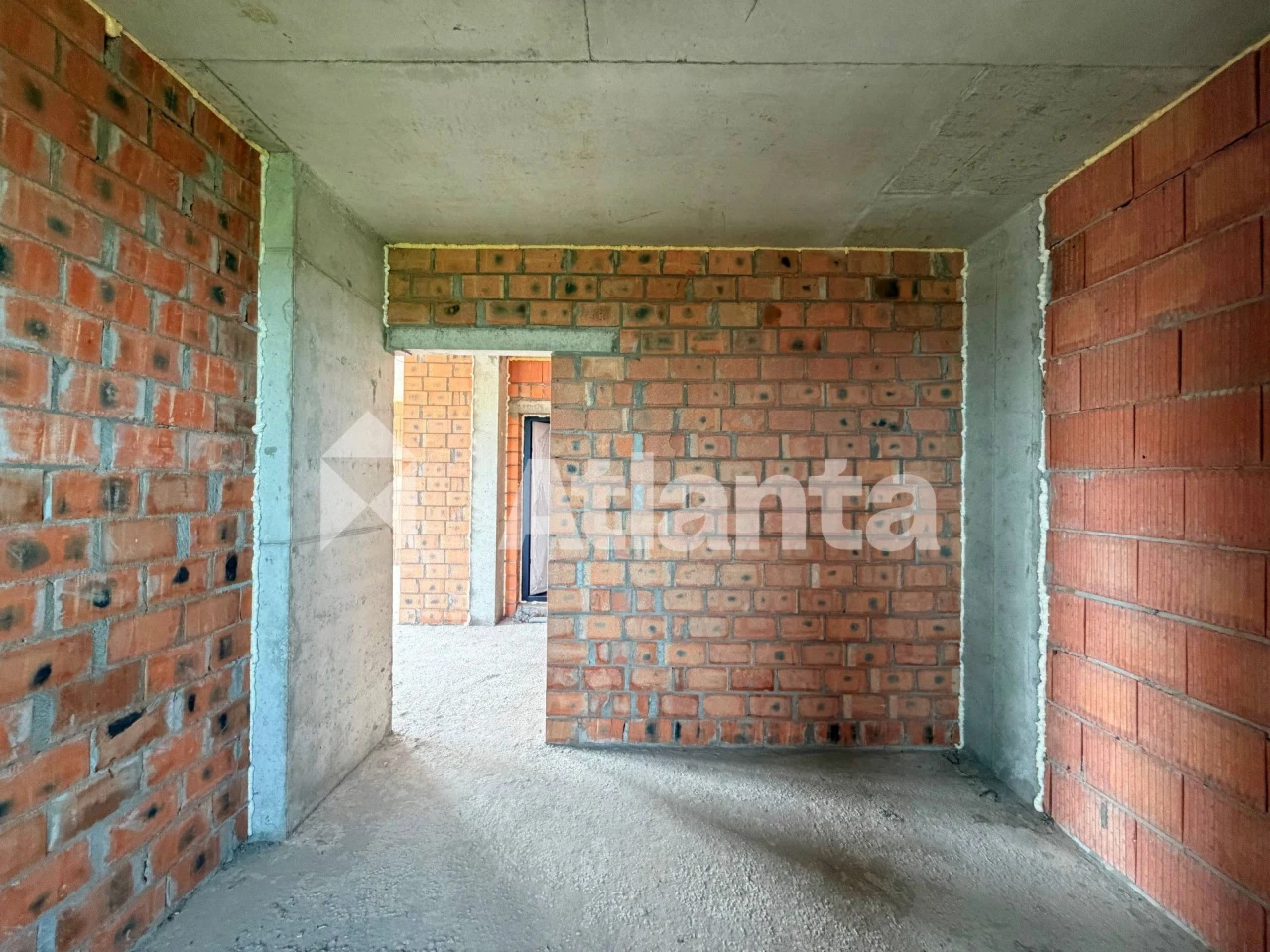 Продаж 2-кімнатної квартири в ЖК Viking Hills, вул. Студинсь