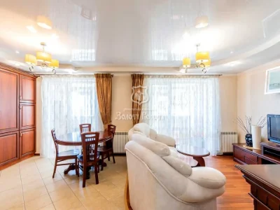 Apartment. Kyiv, Petra Hryhorenka Avenue.
