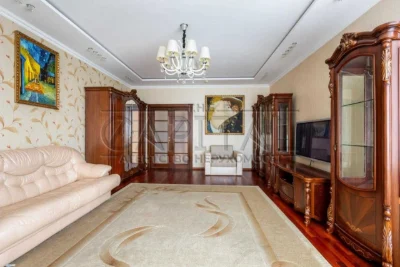 Продаж / Квартира / 125 м2 / Печерський район / вул. Старона