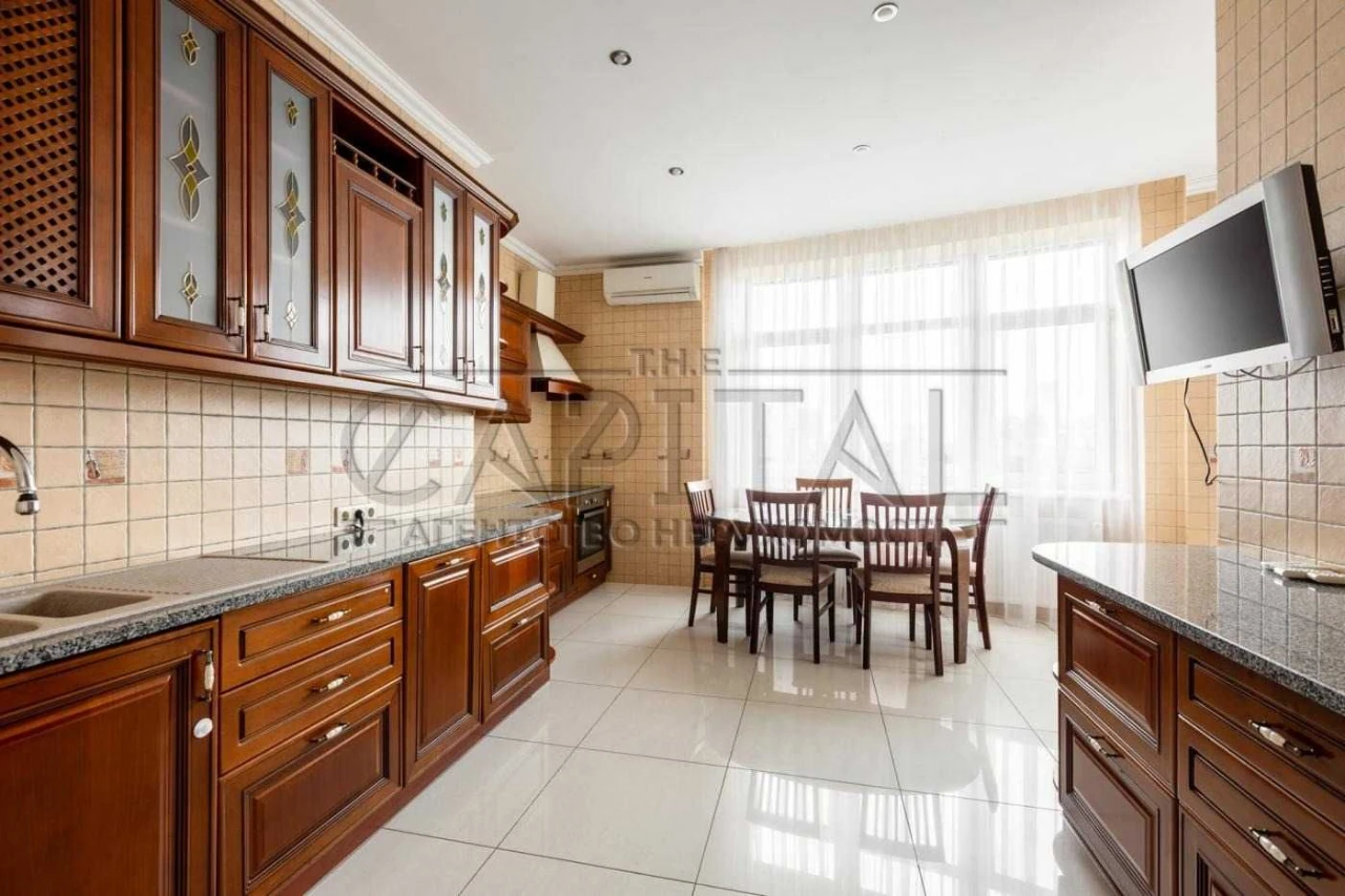Продаж / Квартира / 125 м2 / Печерський район / вул. Старона