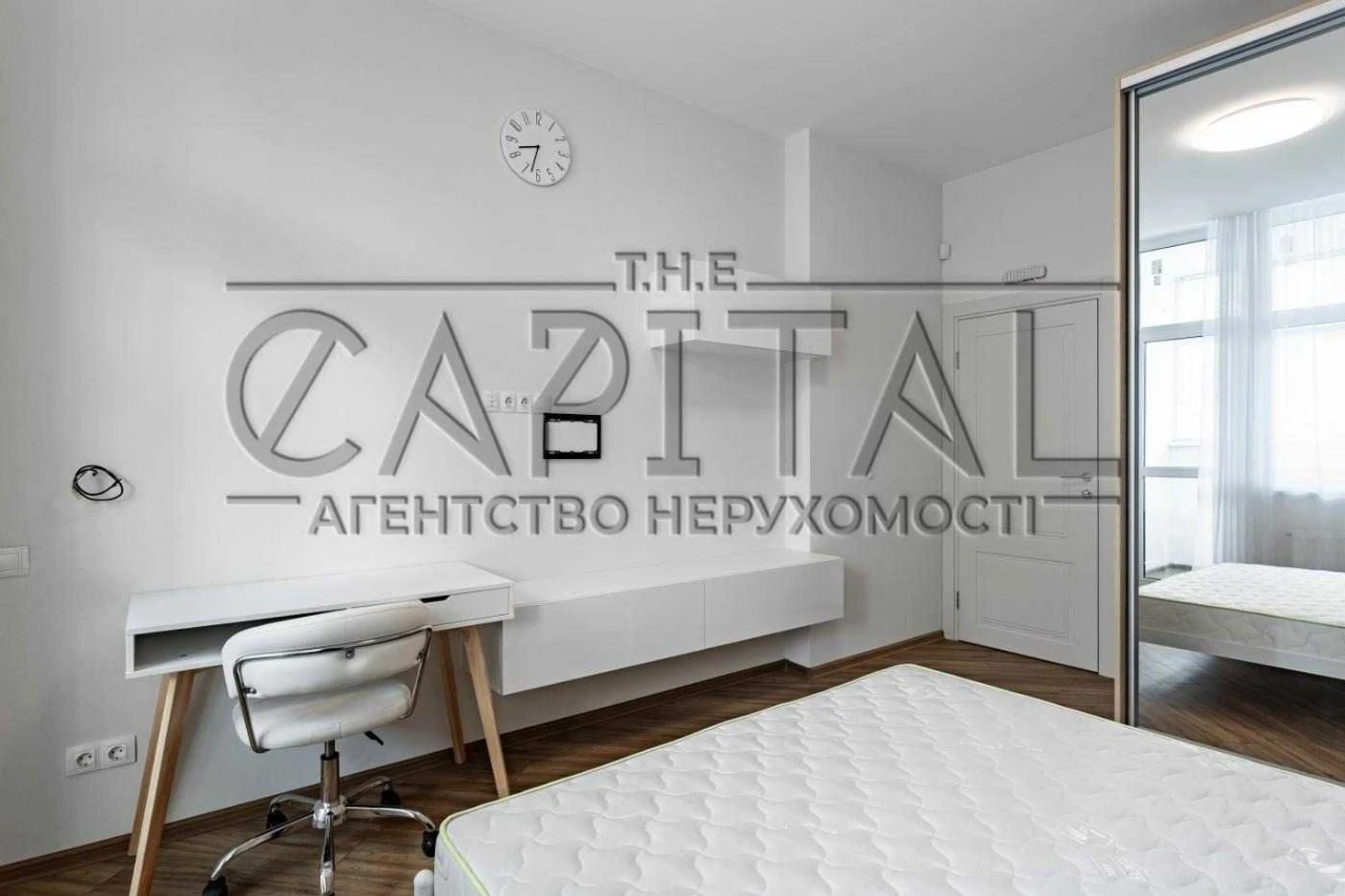 Продаж / Квартира / 101 м2 / Печерський район / вул. Івана П