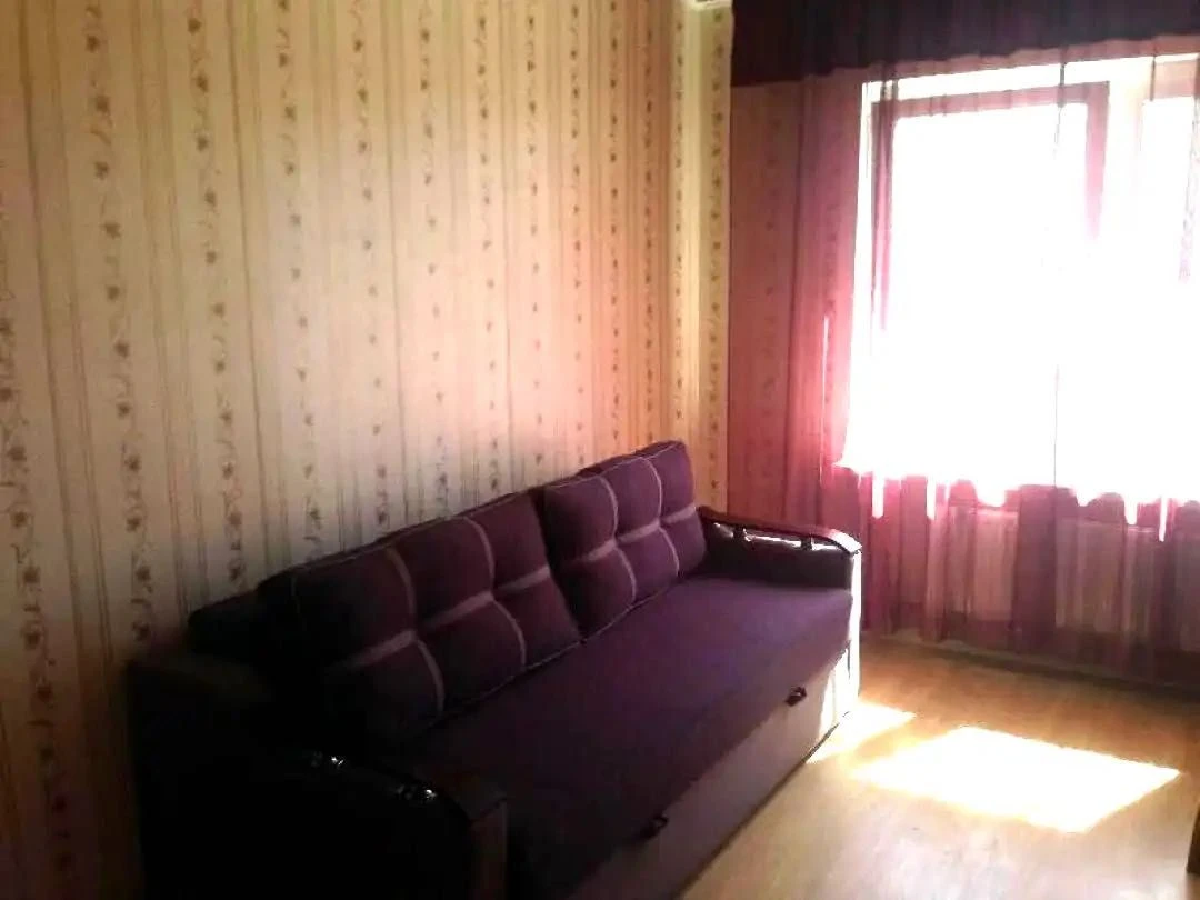 Продам 1-кв 36м2 ЖК Патріотика, вул. Софії.Русової 3, метро
