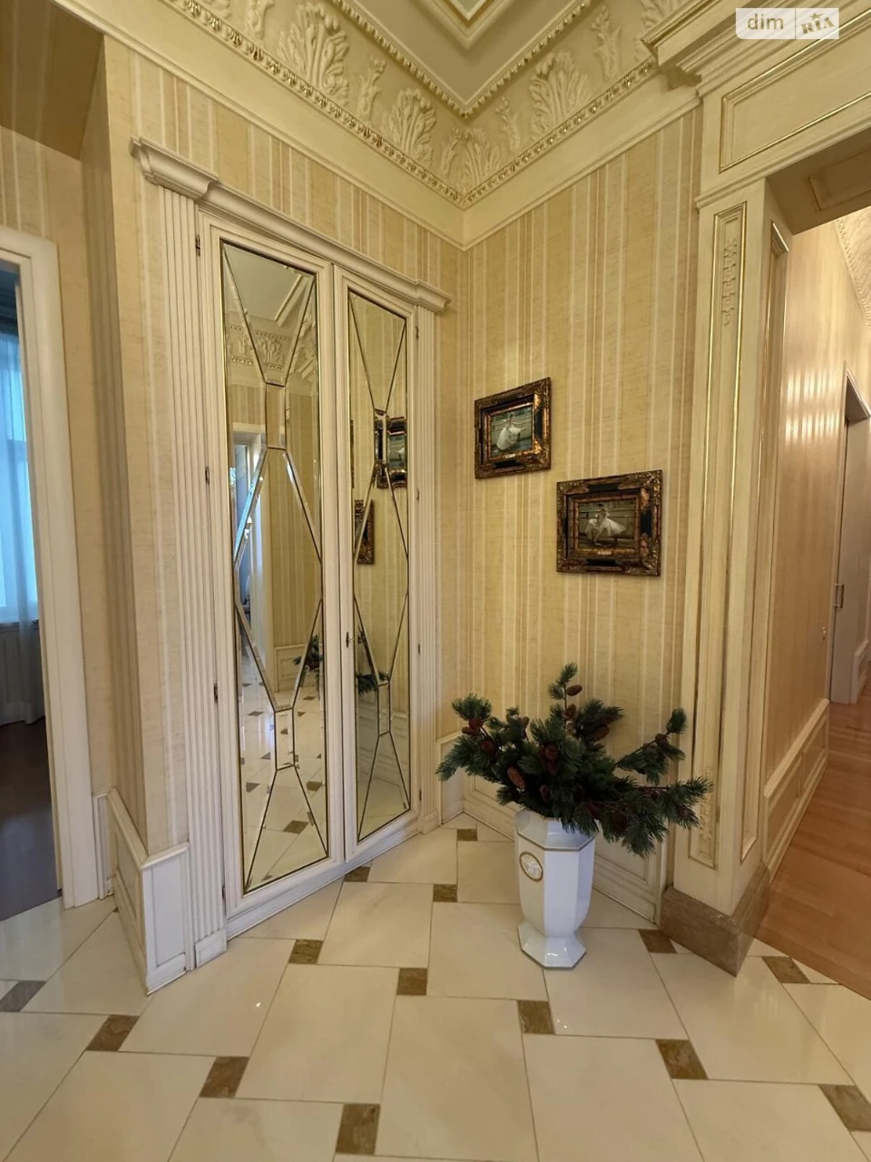 Продаж Квартира Центр