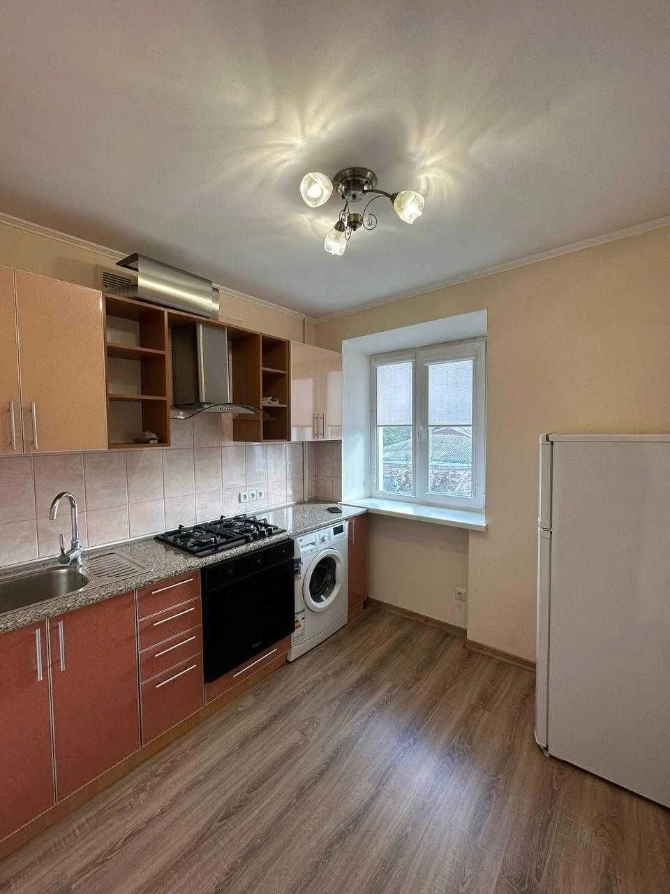 Продаж 2-кімнатної квартири в самому центрі Одеси!