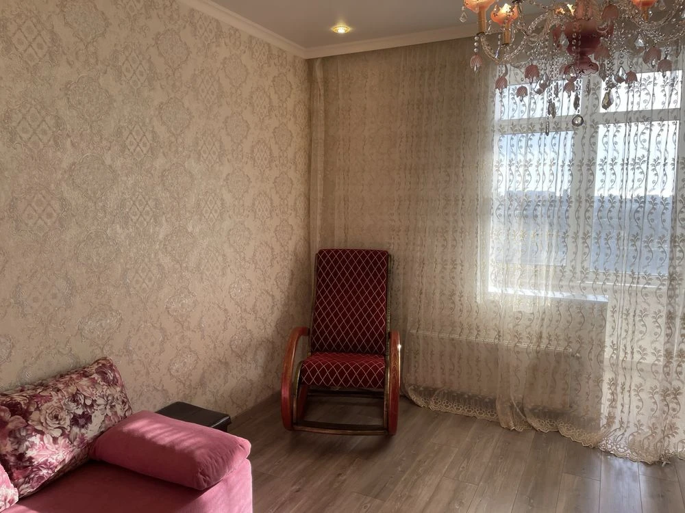 3к квартира в 34 Перлині