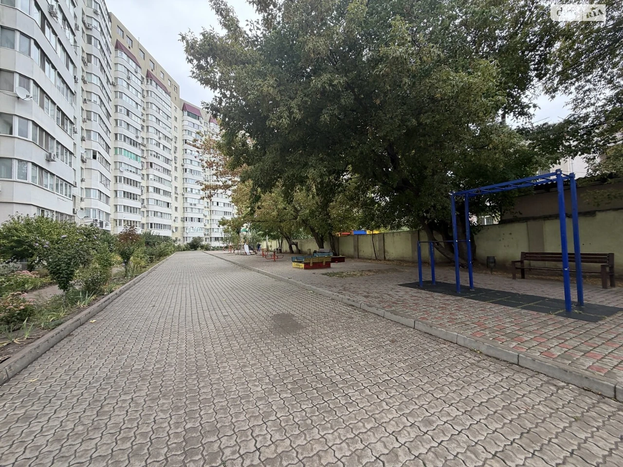Продаж Квартира Ближні Млини