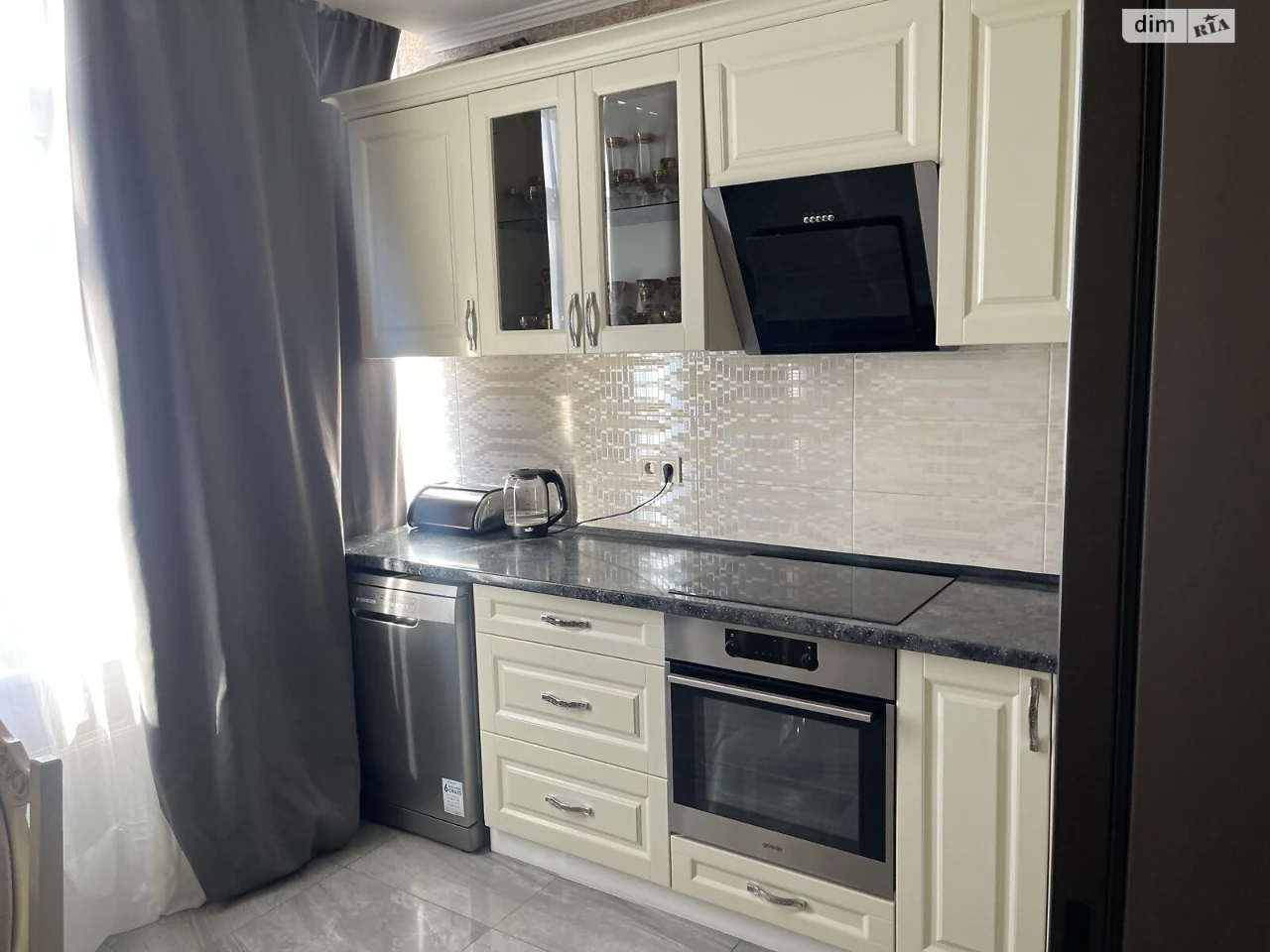 Продаж Квартира Сахалінчик