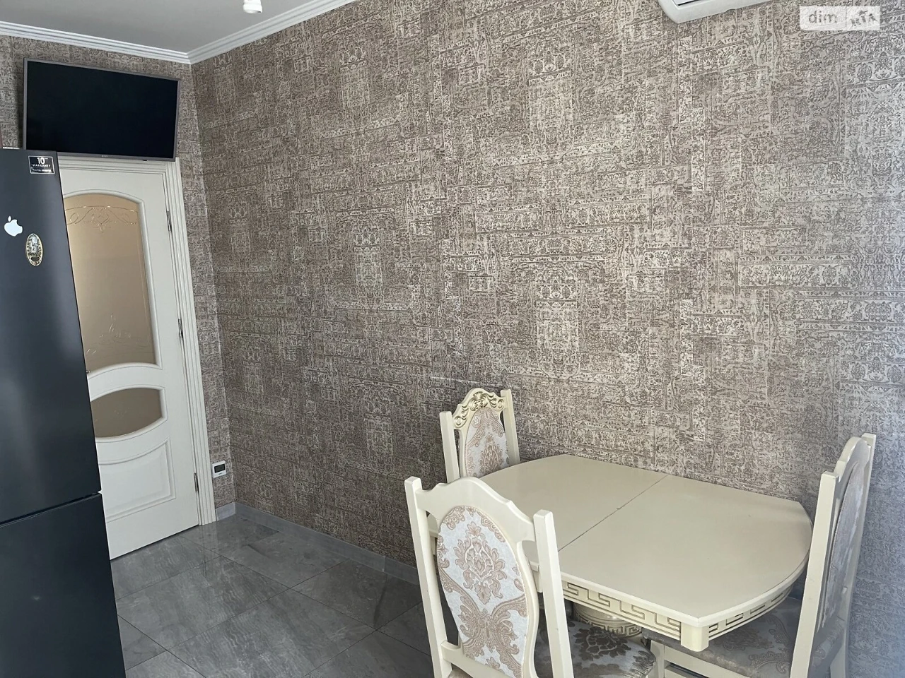 Продаж Квартира Сахалінчик