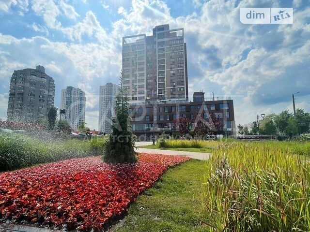 Sale of 3-room apartment 234 sq. m on Obolonskyi street, PR-T district