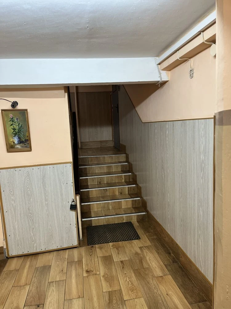 Срочная продажа 2 комнатная квартира  Семена Палия