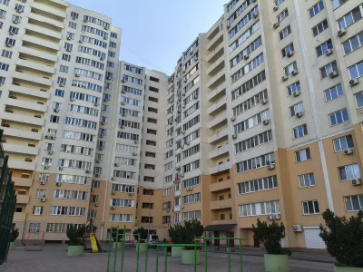 ТОП ЦІНА! ЖК ВЕРНІСАЖ! вул. Костанді! Євродвушка з ремонтом!