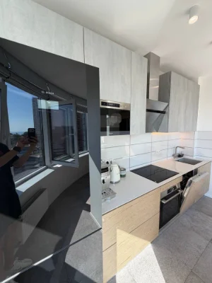Продам квартиру Кадор 35 Жемчужина Литературная 95 метров тр