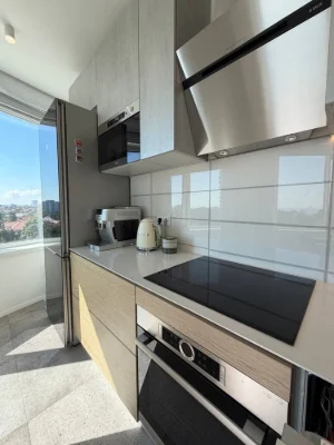 Продам квартиру Кадор 35 Жемчужина Литературная 95 метров тр
