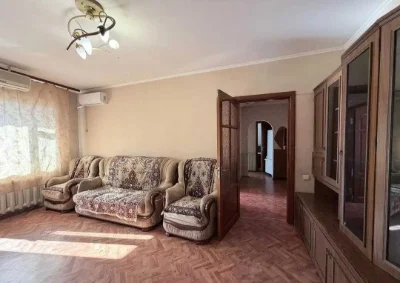 Двухкомнатная квартира Таирова Ильфа и Петрова Семьи Глодан