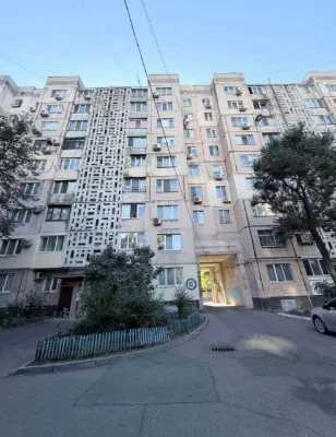 Двухкомнатная квартира Таирова Ильфа и Петрова Семьи Глодан