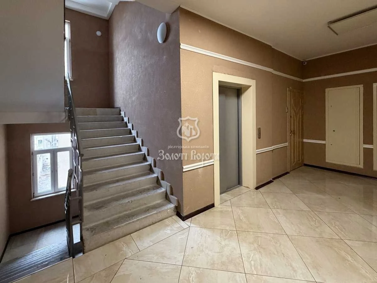 2-room apartment for sale 77 m², Shchekavytska St., 53