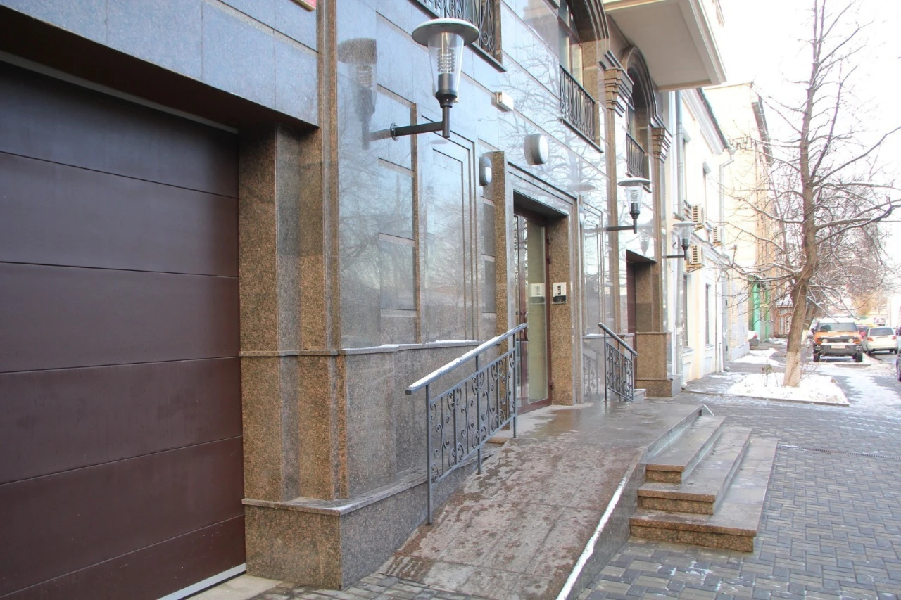 2-room apartment for sale 77 m², Shchekavytska St., 53