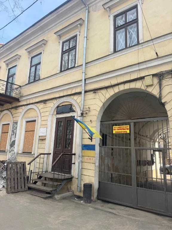 Продам 2-х комн. квартиру в Центре Одессы