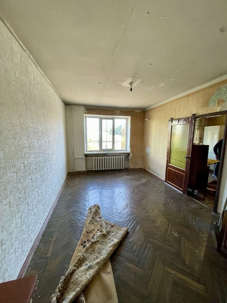 Код 24 Продам квартиру в центре