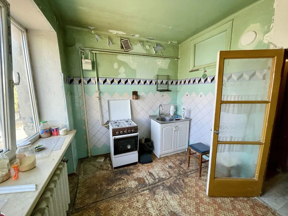 Код 24 Продам квартиру в центре