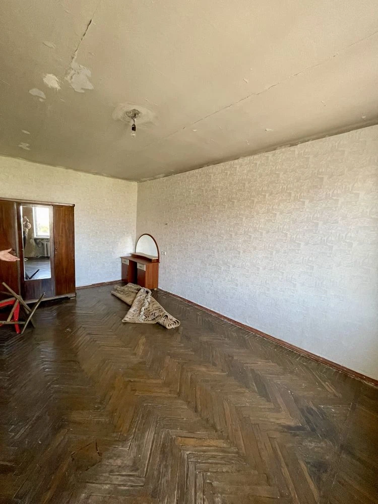 Код 24 Продам квартиру в центре