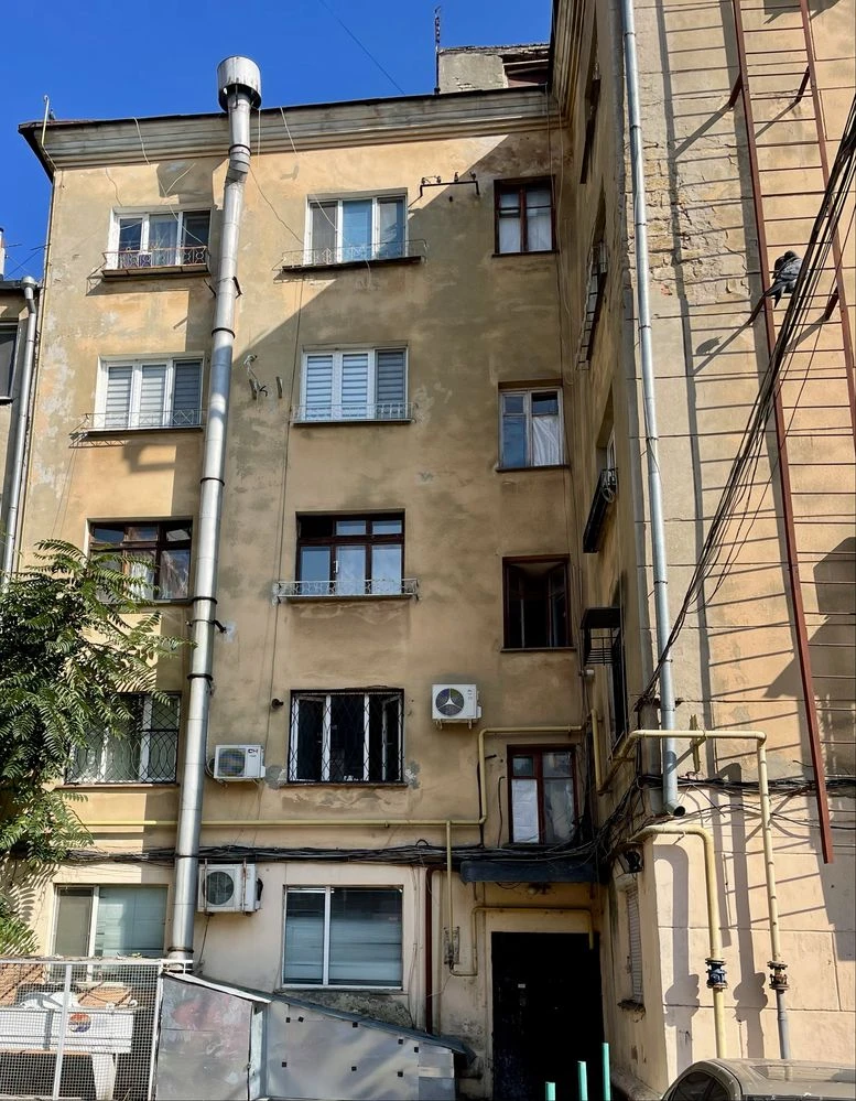 Код 24 Продам квартиру в центре