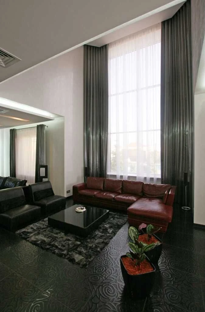 Продажа ВИЛЛЫ в Совиньоне, 700м²