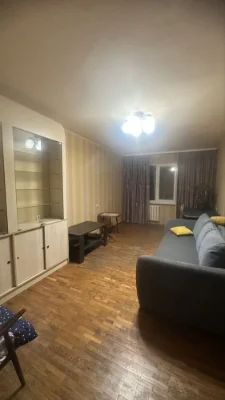 Продам 3-х ком квартиру в  Центре
