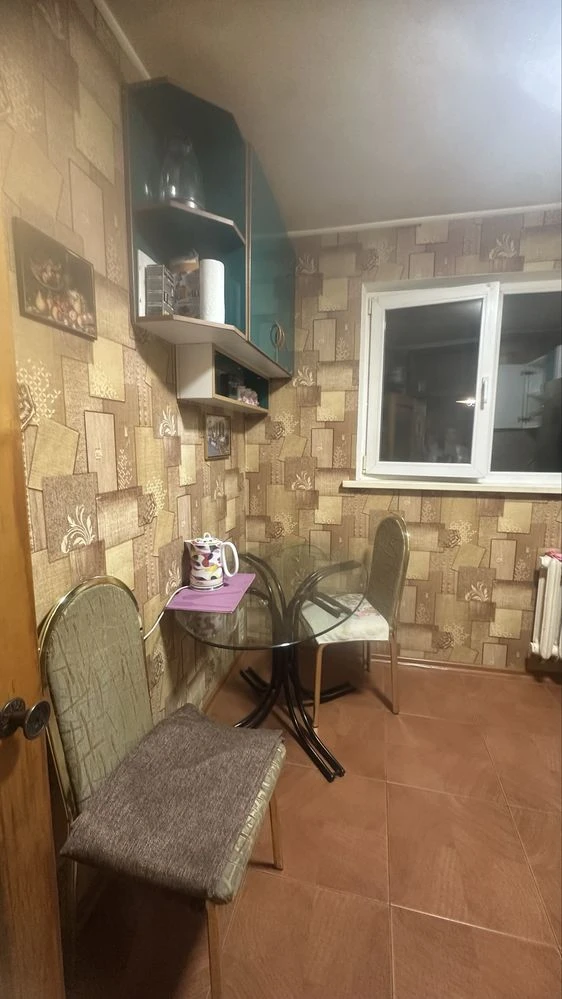 Продам 3-х ком квартиру в  Центре