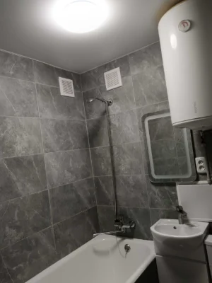 Продам 3х кв пр-т Любови Малой, Бавария, м Холодная гора