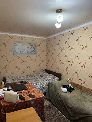 Продам 2х кімнатну квартиру і центрі