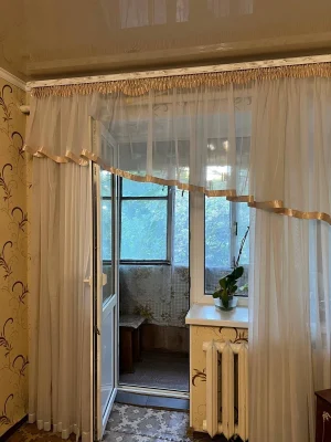 Продам 2х кімнатну квартиру і центрі