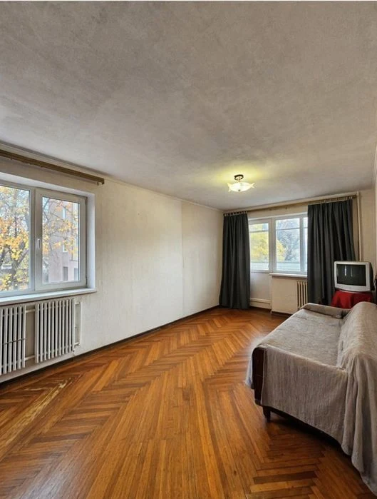 Favorable 2K | 63 m² | 3rd floor | metro nearby | isRenovation L